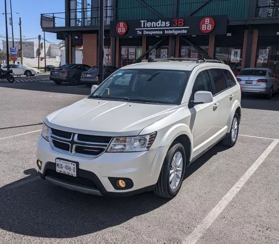 Dodge Journey 2.4 Sxt 7 Pasajeros Lujo At