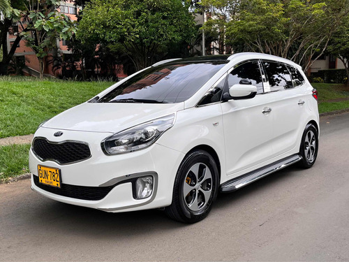 Kia Carens 2.0 Suv Ex | TuCarro