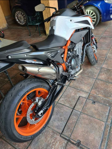 - Duke 890 R / Acepto Cambios - 2020 - 18,000 Kms - 1 Dueño
