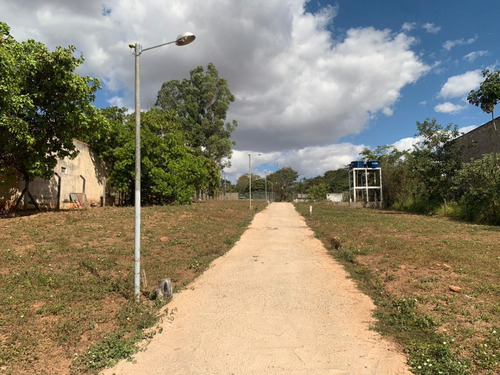 Vende Se Terrenos Com Acesso Ao Lago Corumbá Em Caldas Novas 20 Minutos Do Centro