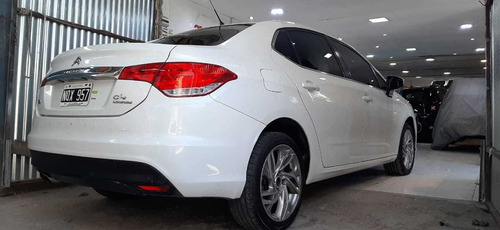 Imagen 10 de 12 de Citroën C4 Lounge 2014 1.6 Tendance At6 Thp 163cv