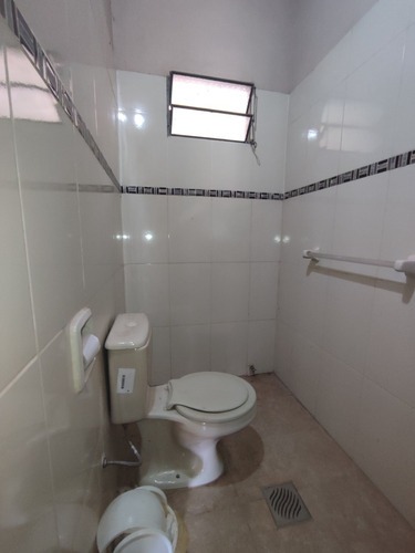 Imagen 13 de 17 de Casa Con Piscina Tipo Quinta En Mariano De 4 Dormitorios 3 Baños Terreno 441 M2 Construcción 220 M2