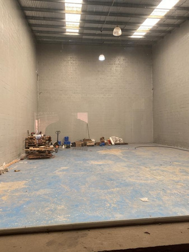 Imagen 6 de 16 de Depósito En Venta En Micro Parque Industrial Con Seguridad 24hs