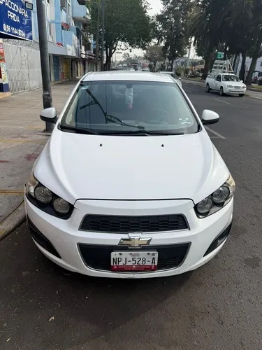 Chevrolet Sonic A 5vel Aa Mt
