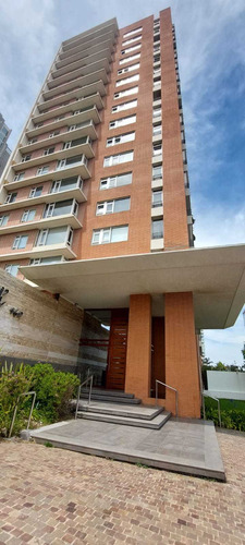 Se Vende Exclusivo Departamento (9265)