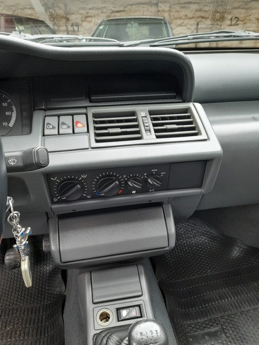 Imagen 5 de 16 de Renault 1997