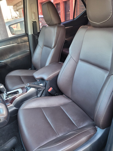 Toyota SW4 2.8 Srx 204Cv 4X4 7As At