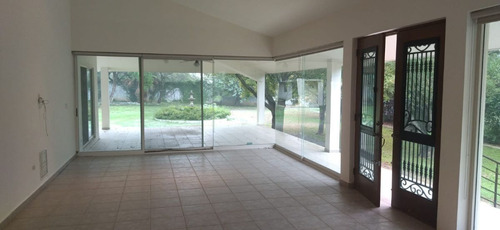 Casa Quinta En Venta En El Uro En Monterrey