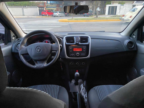 Imagen 13 de 17 de Renault Sandero 2017 1.6 Expression 90cv Nac