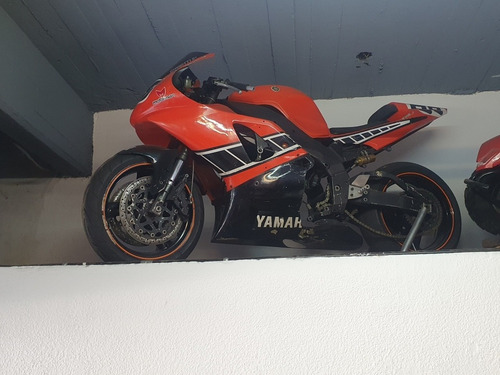 Yamaha Yzf 750