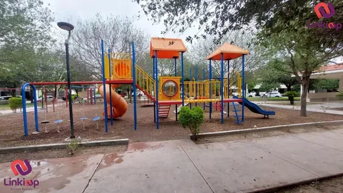 Casa En Renta En Privada Con Parque Calzadas De Anahuac En Escobedo N.l.