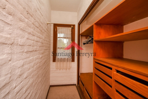 Oportundiad En Venta Casa Cinco Dormitorios Playa Mansa- Ref: 5437