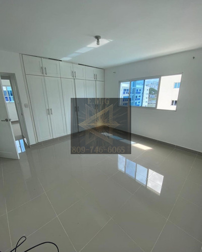 Elegante Apartamento En Torre En Los Cerro De Gurabo