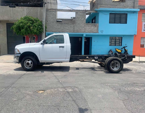 Imagen 2 de 15 de Dodge Ram 4000