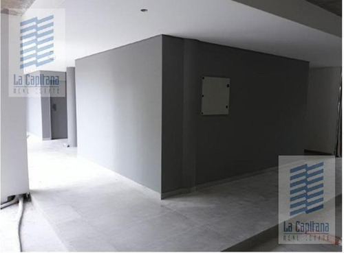 Edificio Comercial - San Isidro