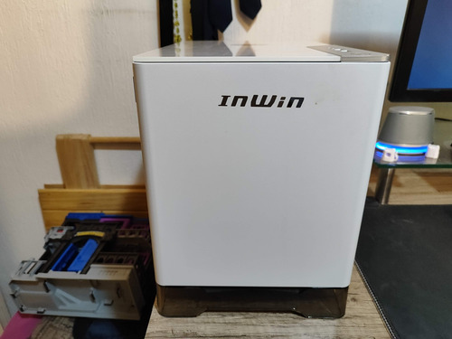 Gabinete Mini-itx Inwin A1 Plus Blanco Con Argb (Usado)
