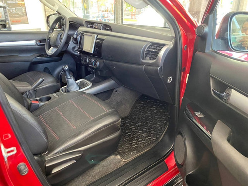 Imagen 13 de 13 de Toyota Hilux 2.8 Sr 4x4. Año 2018. Unica Mano