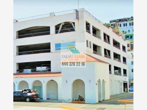 Imagen 1 de 12 de Local Comercial En Renta Manzanillo Centro