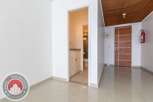 Imagem 8 de 13 de Sala Comercial No Melhor Do Rio De Janeiro, Edifício Central - Sala Comercial A Venda No Bairro Centro - Rio De Janeiro, Rj - O-73867