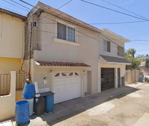 Casa En Remate Bancario En Villa Del Real 1 Secc, Ensenada, Bc. (65% Debajo De Su Valor Comercial, Solo Recursos Propios, Unica Oportunidad) -ijmo2