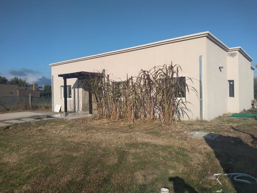 Imagen 1 de 10 de Casa En Venta Ubicado En El Cantón, Escobar Y Alrededores