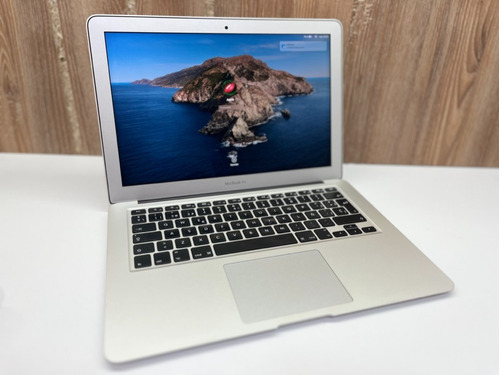 Macbook Air 13.3 , Intel Core I5 8gb Ram