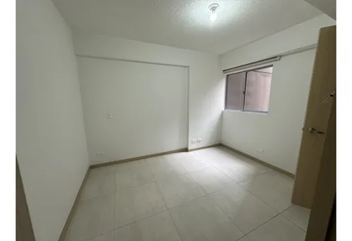 Venta De Apartamento En Itagui Con Vista A La Reserva