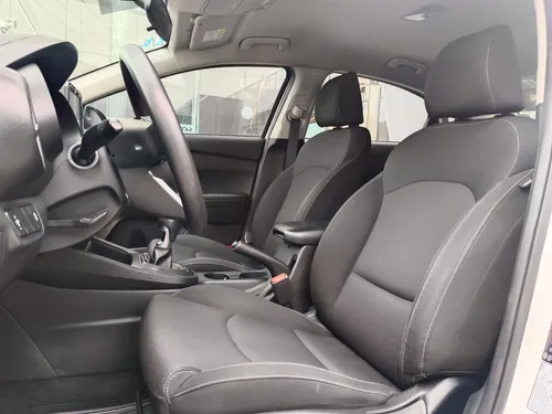 Kia Forte 2.0 LX 4 p Mt