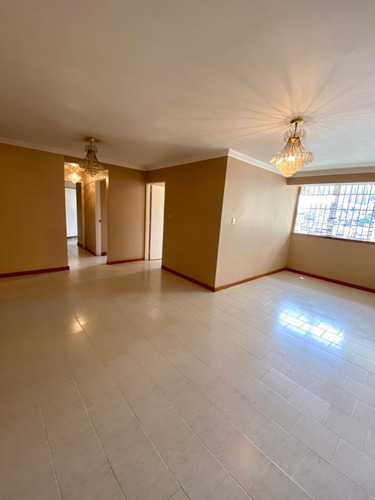 Imagen 4 de 11 de Venta De Apartamento El Cabotaje, Los Teques.