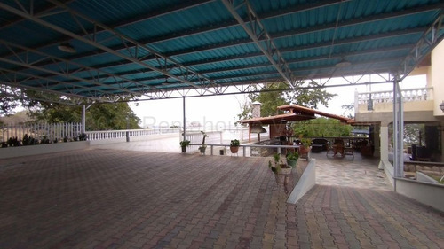Imagen 5 de 30 de Club Campestre Comercial En Venta En La Mata Cabudare Lara *-*-*- Código Flex 21-17677 Rafael Carrasquel Vende Contáctame 0424.593.75.42 Instagram: @rentahouse.centrooccidente -*-*-*-*-