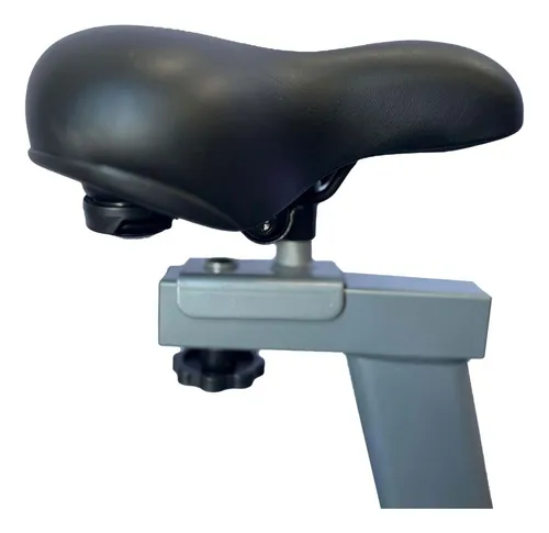 Detalhe do guidão e painel/estrutura da bicicleta