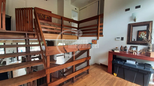 Casa En Venta De 7 Dorm. En Santo Domingo