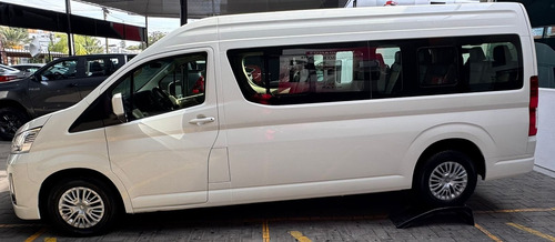 Toyota Hiace Gl 12 Pasajeros 2021 #3034