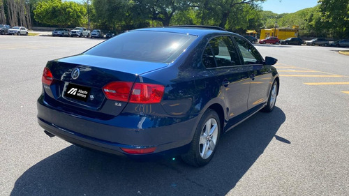 Volkswagen Vento 2.5 Luxury 170cv