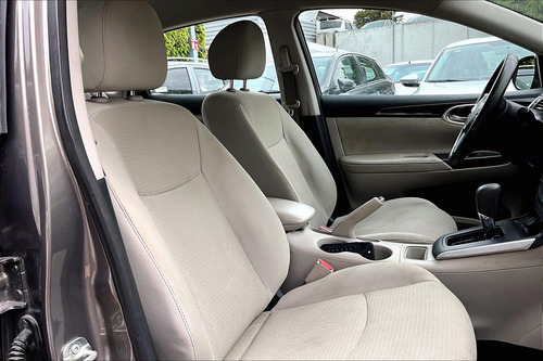 Nissan Sentra 2019