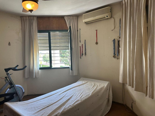 Enorme Casa De 4 Dor. Y Pileta En San Salvador
