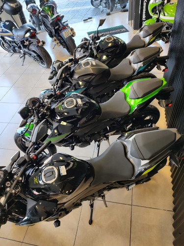 Imagen 4 de 25 de Kawasaki Z400 ( No Yamaha Mt03 Ktm Duke 390 ) Permuto