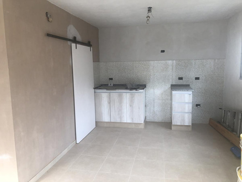 Imagen 7 de 24 de Condominio - Casa Duplex - Venta - Castelar Norte - 3 Ambientes