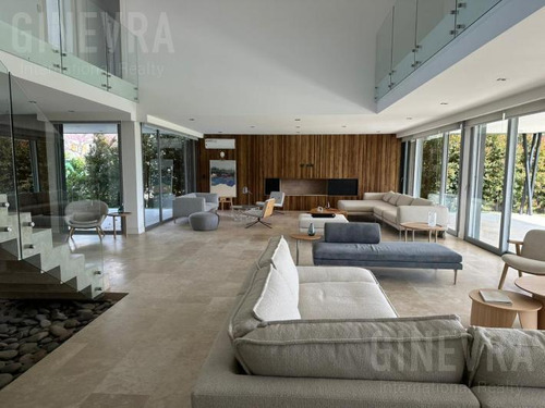 Casa En Venta A Estrenar En Nordelta, El Golf