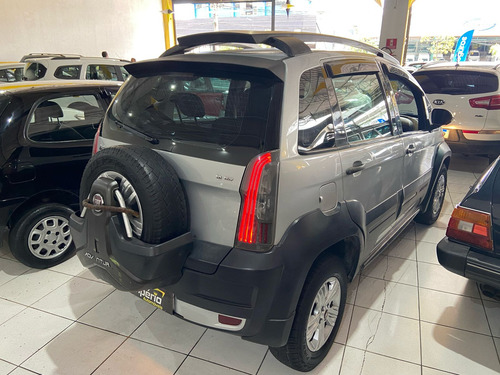 Fiat Idea Idea Adventure 1.8 16V Dualogic (Flex)