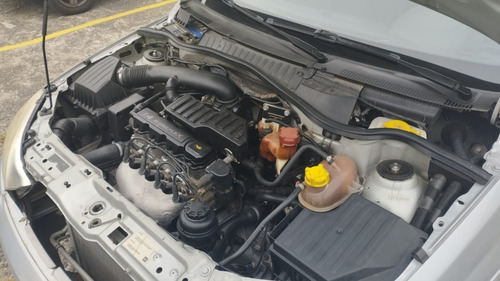 Imagem 2 de 18 de Chevrolet Corsa Sedan Maxx 1.4 2007/2008