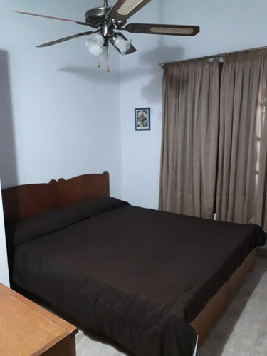 Imagen 11 de 14 de Chalet Amplio En Barrio Norte