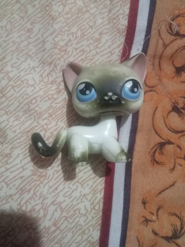 Littlest Pet Shop Gatito Con Detalle En La Oreja