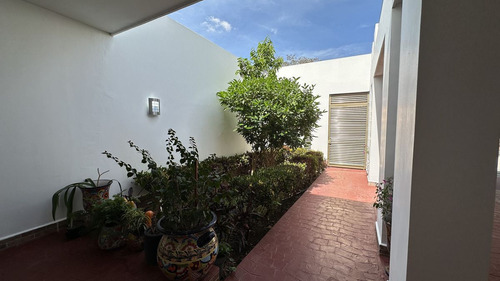 Casa Equipada De Tres Recamaras Em Vida Verde, Cholul.