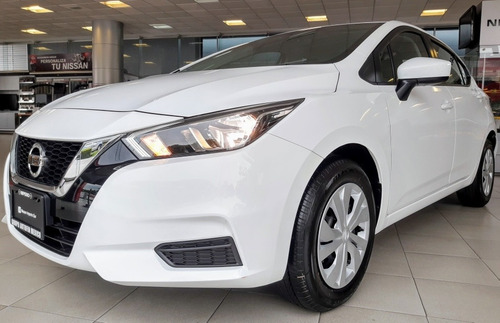Imagen 2 de 15 de Nissan Versa Sense Cvt 2022