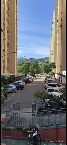 Vendo Apartamento Com Piscina