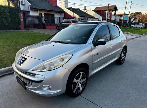 Peugeot 207 1.4 Quiksilver 75cv