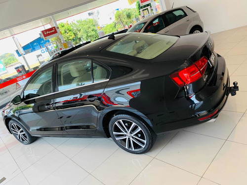 Volkswagen Jetta 2015 2.0 Tsi Highline 4p