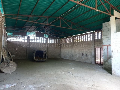 Imagen 3 de 10 de Terreno En Venta En Av. Acosta Carlez, San Juan De Los Morros. 22-19745