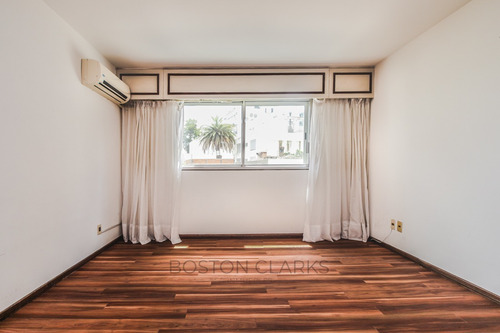 Imagen 13 de 30 de Apartamento En Alquiler Rambla De Punta Carretas: 4 Dormitorios + Serv Y 2gge